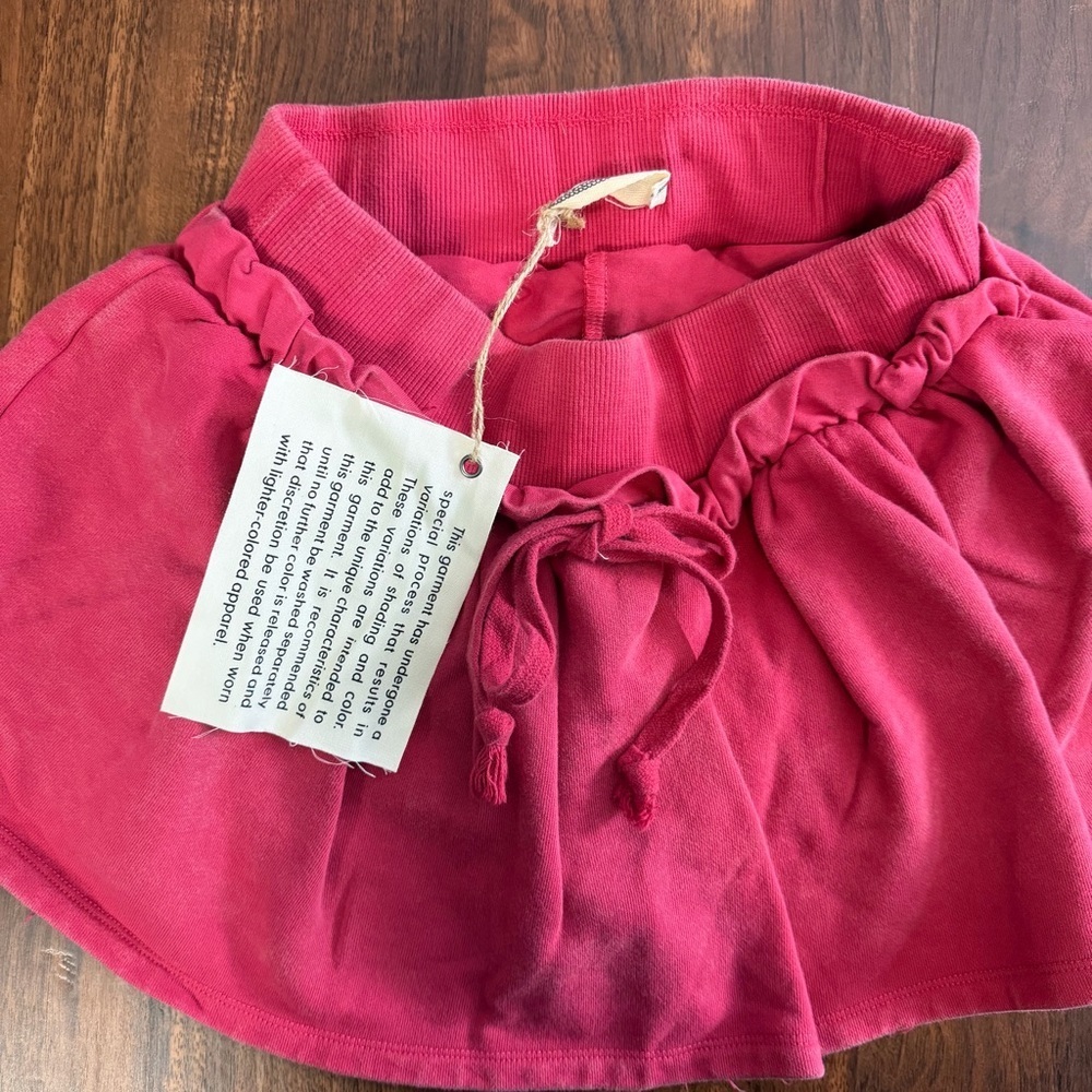 3/$30 ☀️ LaBiz Acid Wash Red Cotton Mini Skort - Picture 3 of 8